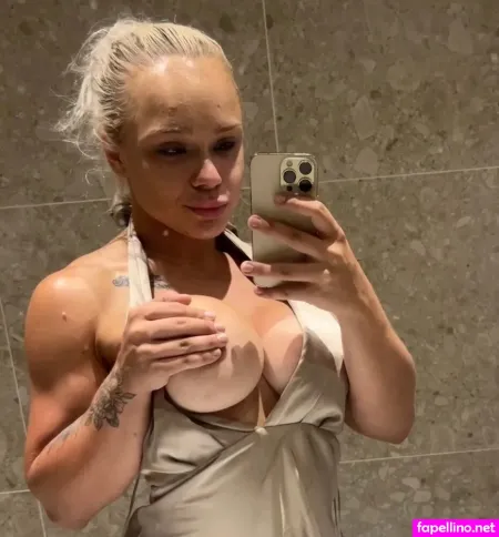 Pennyprincess OnlyFans Thumbnail #FR9q2bomo6