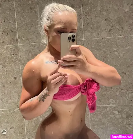 Pennyprincess OnlyFans Thumbnail #QVtP7ELrEM