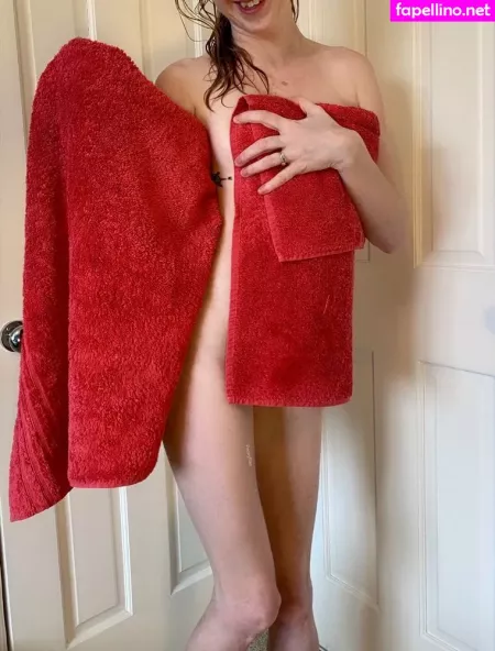 Pennyraefree OnlyFans Thumbnail #yWVPduJyft