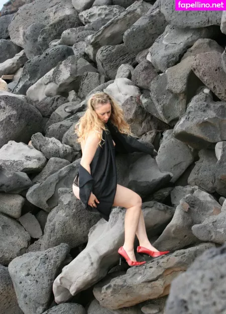Peny Hotwife OnlyFans Thumbnail #32RWzYxsVA