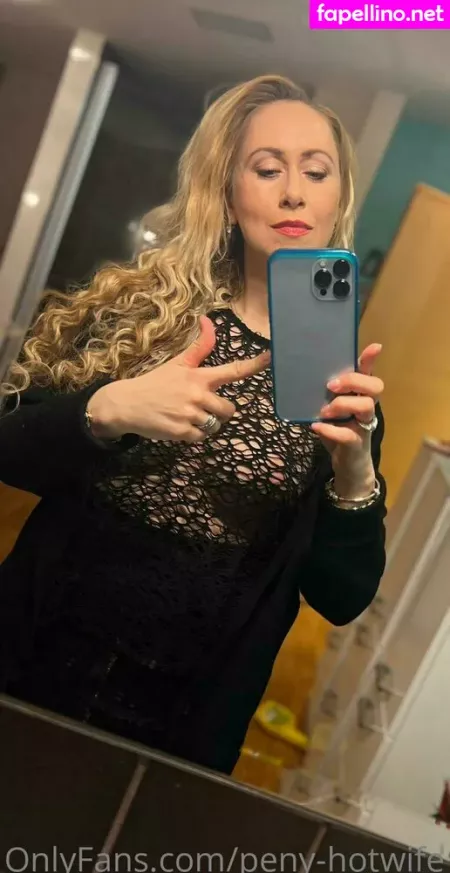 Peny Hotwife OnlyFans Thumbnail #DfSJEFIxCI
