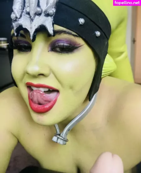 Peony Felicity OnlyFans Thumbnail #4BWval1rsO