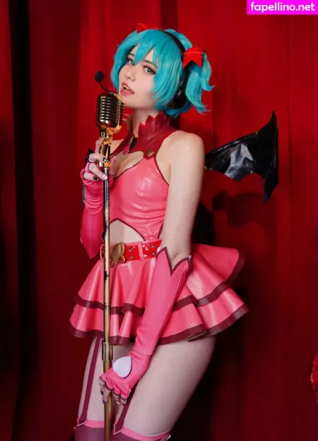 Pepper Cos OnlyFans Thumbnail #2l3dIe36M5