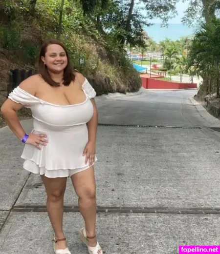 Pequitasph1195 OnlyFans Thumbnail #UU1ksO17yO