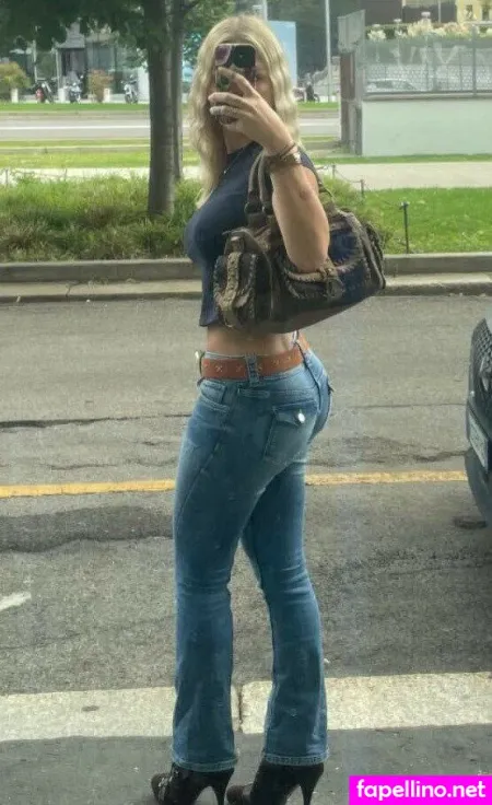 Peraroeleonora OnlyFans Thumbnail #UDwiUtc39C