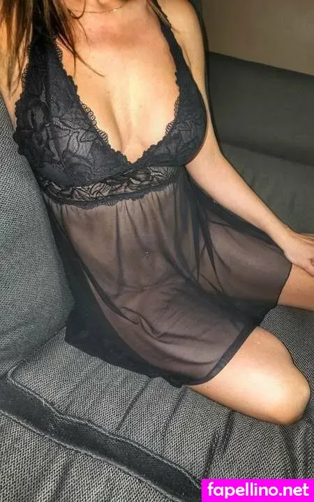 Perfect Wife OnlyFans Thumbnail #HncgbdyoWX