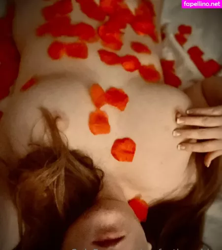 Perfectbooobies OnlyFans Thumbnail #4pyAMHrNaQ