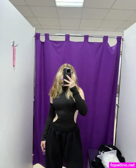 Perfectly Main Profile Photo