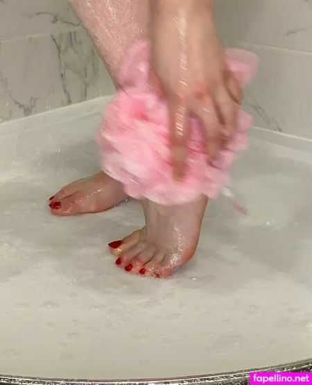 Perfectlybarefoot OnlyFans Thumbnail #UFE5Q9QsKO