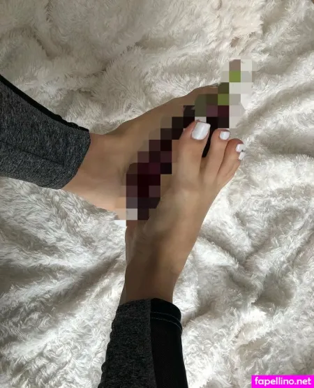 Perfectteenfeet OnlyFans Thumbnail #16LvbAcUq8