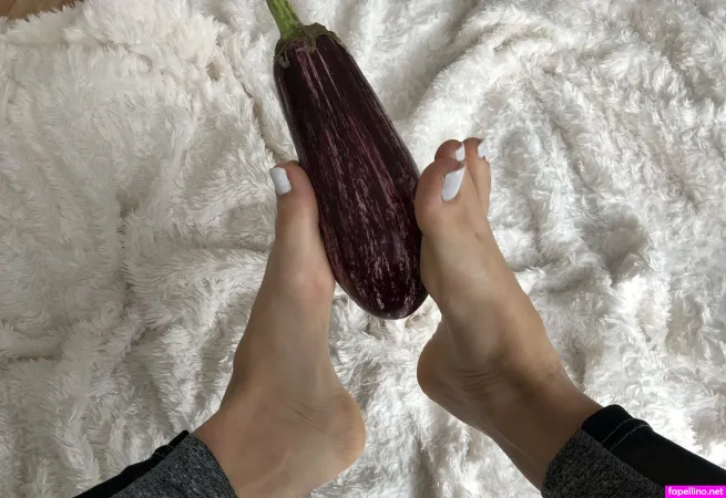 Perfectteenfeet OnlyFans Thumbnail #WkUoGqB3Gj