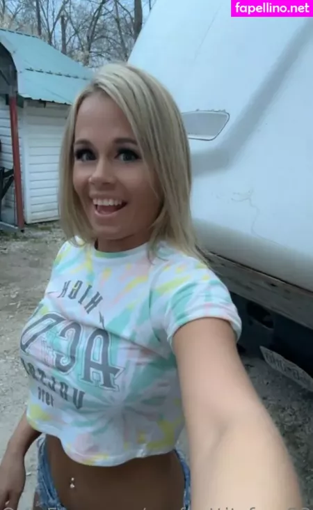 Perfecttitsfree22 OnlyFans Thumbnail #XlHr4XmAww