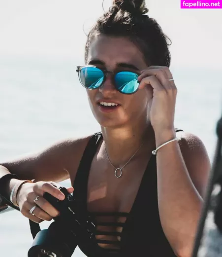 Perinne Laffont OnlyFans Thumbnail #b7m8bxkV2E