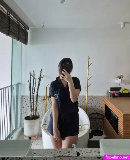 Perky Mia OnlyFans Thumbnail #gKYKV37y8z