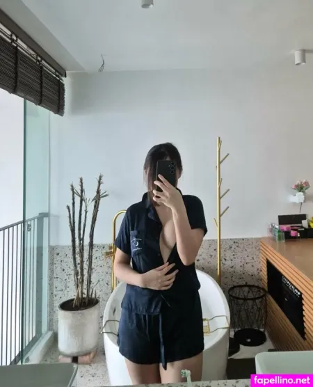 Perky Mia OnlyFans Thumbnail #sV2mDM5Ooz