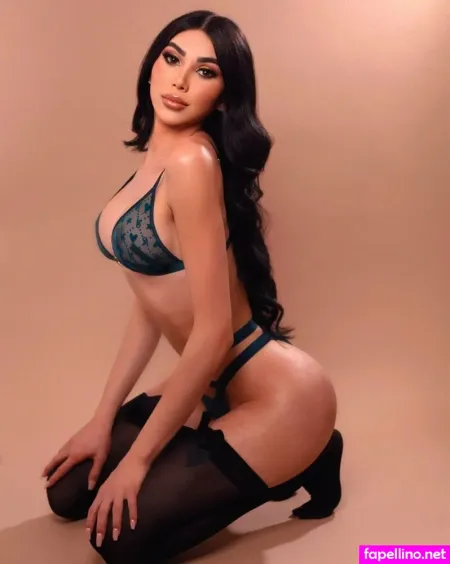 Perla Monrro OnlyFans Thumbnail #DiU5KMYpAq