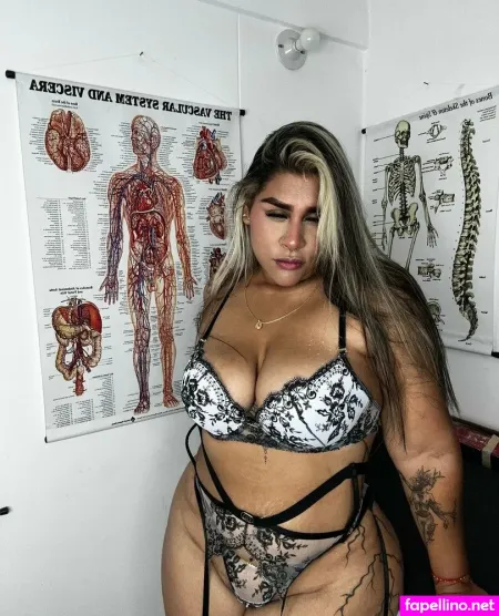 Perla Rosa 1 OnlyFans Thumbnail #zTn7dF0Q1x