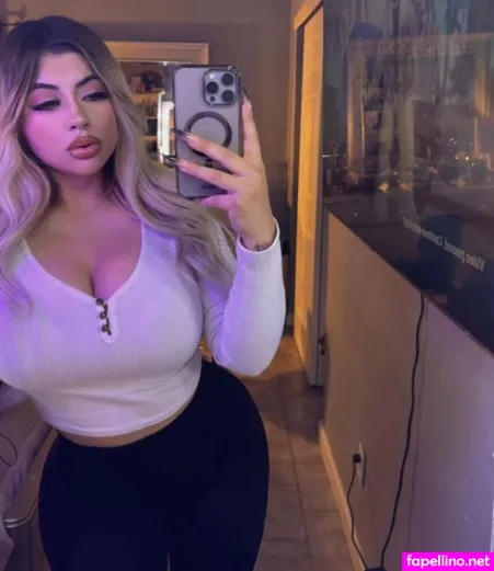 Perla Sollozo OnlyFans Thumbnail #JiP0pWdxUc