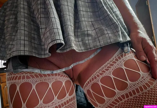 Perribloom OnlyFans Thumbnail #88Kw3HDo1G