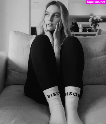 Perrie Edwards OnlyFans Thumbnail #4OQWZYdlaA