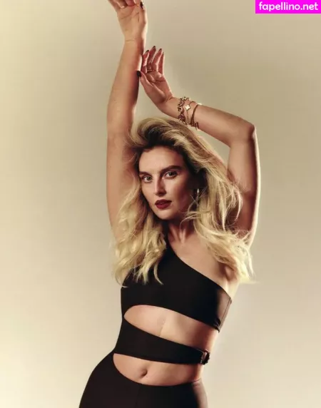 Perrie Edwards OnlyFans Thumbnail #OrHAeyhV5a
