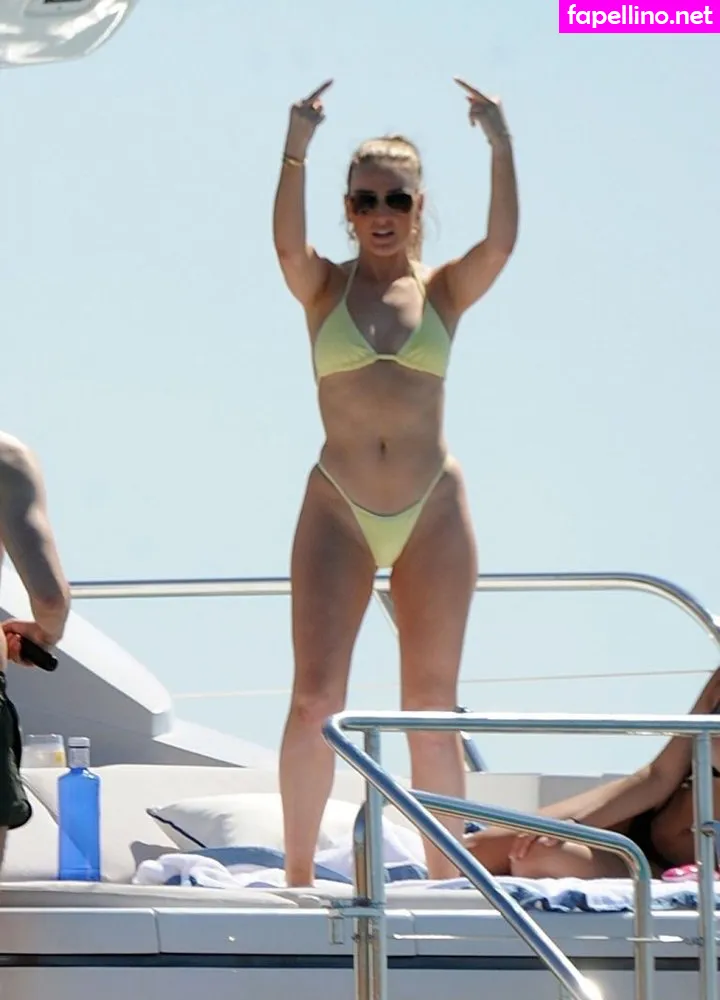 perrieedwards Nude Leaked OnlyFans Photo #X68UcxE861