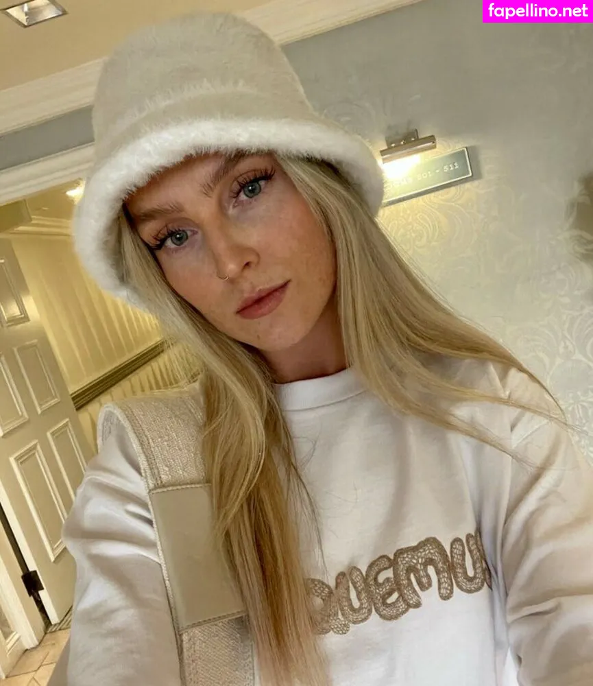perrieedwards Nude Leaked OnlyFans Photo #dYphVEqf86