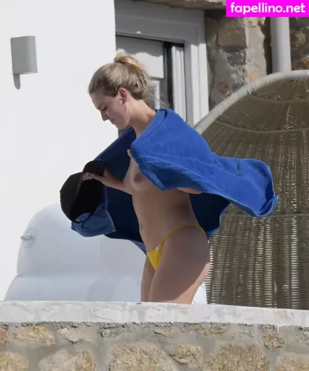Perrie Edwards OnlyFans Thumbnail #mLJsoonK7X