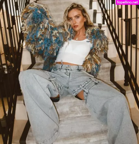 Perrie Edwards OnlyFans Thumbnail #yODQYLiDbm