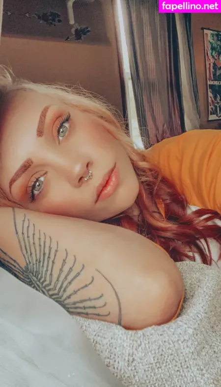 Persephone27x OnlyFans Thumbnail #3VtP9CKKYi