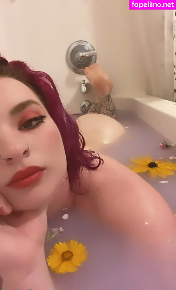 persephonesbees, persephonesmuses Nude Leaked OnlyFans Photo #kI40WUtkgX