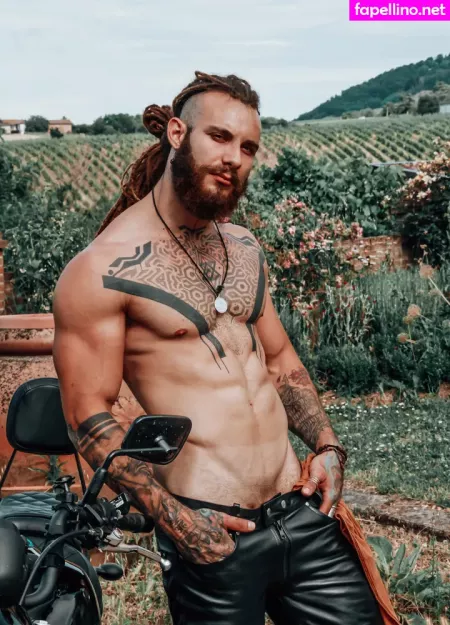 Pervertmilan OnlyFans Thumbnail #16ejQPVzFL