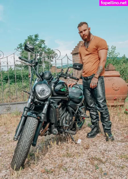 Pervertmilan OnlyFans Thumbnail #GJrrjwHrdp