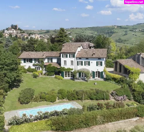 Pervertmilan OnlyFans Thumbnail #IHBXu4xPFh