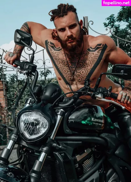 Pervertmilan OnlyFans Thumbnail #VXXxT85DIX