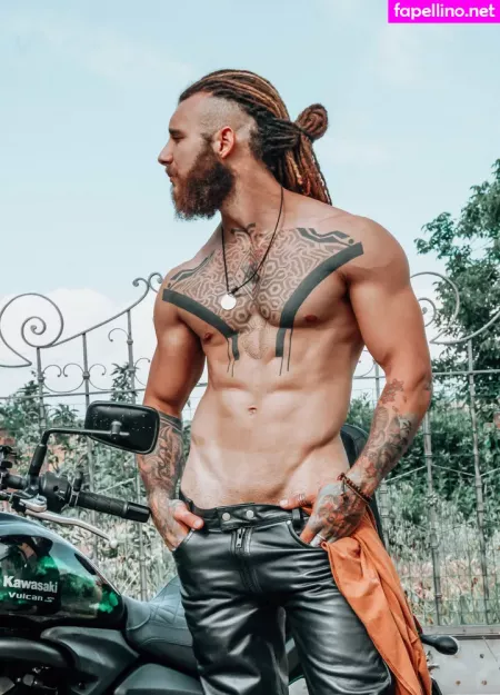 Pervertmilan OnlyFans Thumbnail #k4O4Qef99z