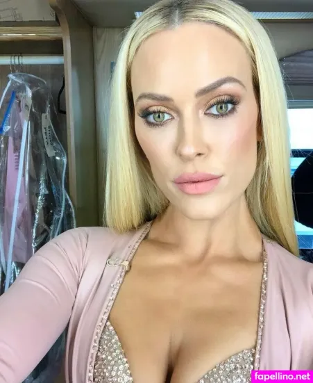 Peta Murgatroyd OnlyFans Thumbnail #2lNHblZDSQ
