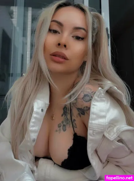Petalie OnlyFans Thumbnail #zt6zJj2mQ2