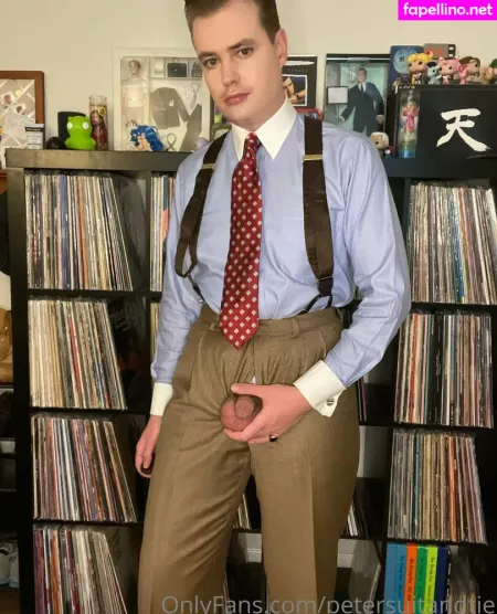 Petersuitandtie OnlyFans Thumbnail #9bg4MJTawQ