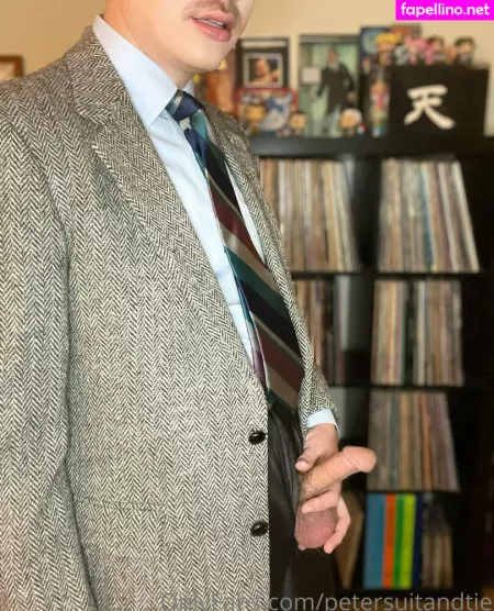 Petersuitandtie OnlyFans Thumbnail #9uNjfe9vMF