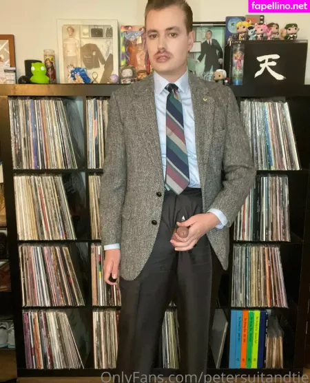 Petersuitandtie OnlyFans Thumbnail #JsjaYecmH9