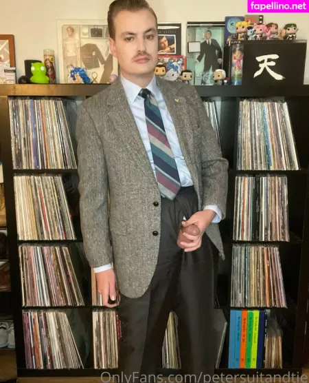 Petersuitandtie OnlyFans Thumbnail #cmekABx5V6
