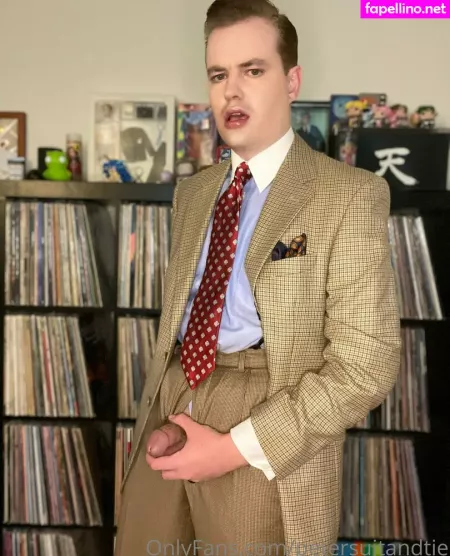 Petersuitandtie OnlyFans Thumbnail #d3zcqsje31