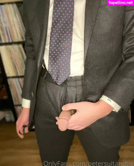 Petersuitandtie OnlyFans Thumbnail #gtUZmqwQDm