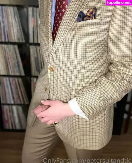 Petersuitandtie OnlyFans Thumbnail #sfz34bv1TB