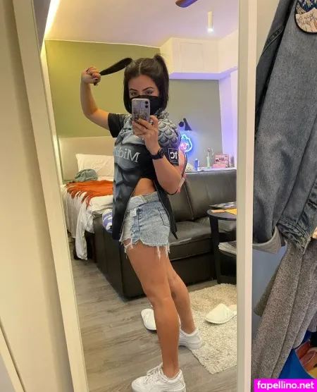 Petit3 OnlyFans Thumbnail #L8jx8L35Vk