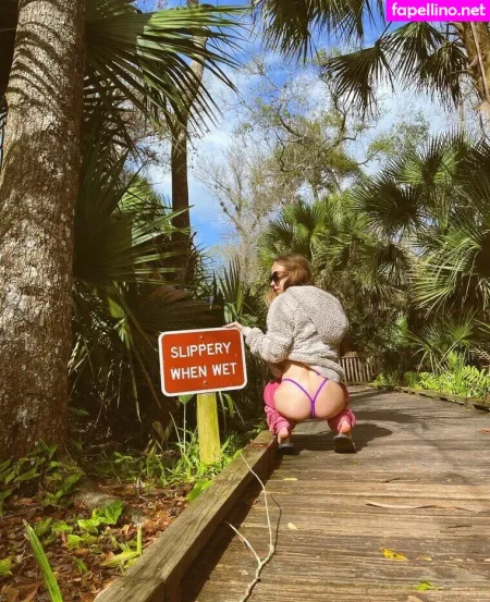 Petite Bl0ndei OnlyFans Thumbnail #UVOtk2FHej