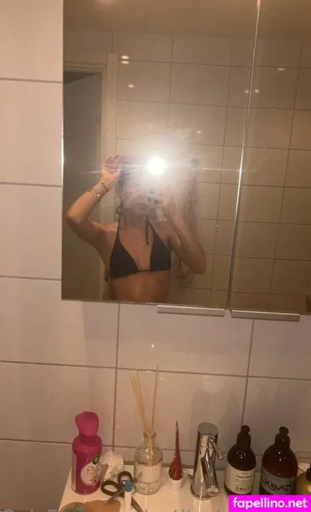 Petite Halfasiangirl OnlyFans Thumbnail #EX42T9jxya