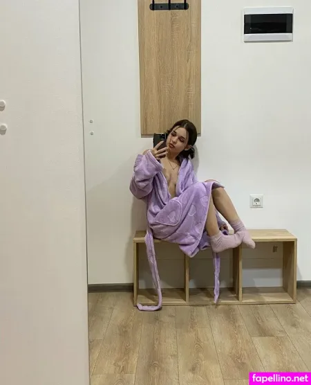 Petite Olya Vip OnlyFans Thumbnail #9hjV7UC2sR