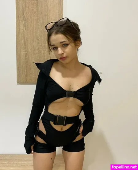 Petite Olya Vip OnlyFans Thumbnail #J7OezmAlF1